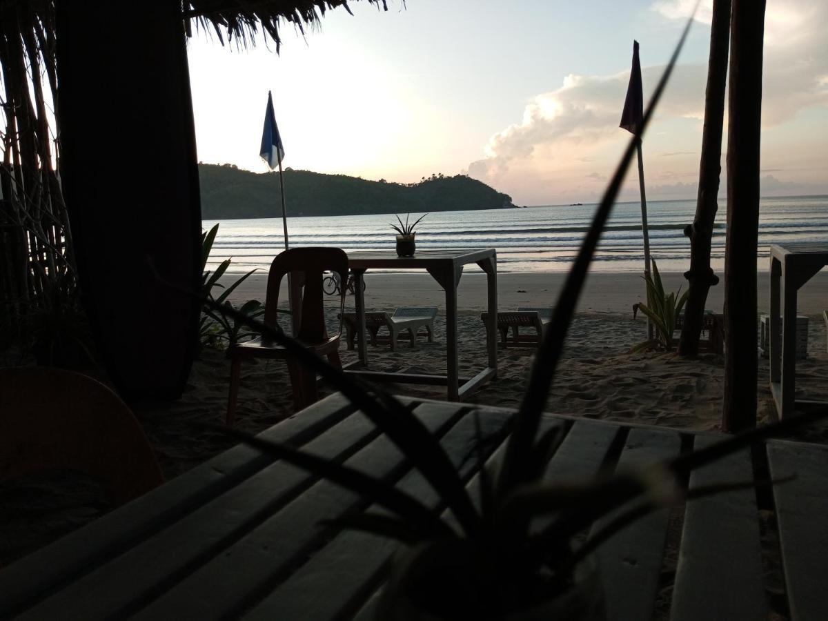 Zhaya'S Beach & Cottages El Nido Exteriör bild